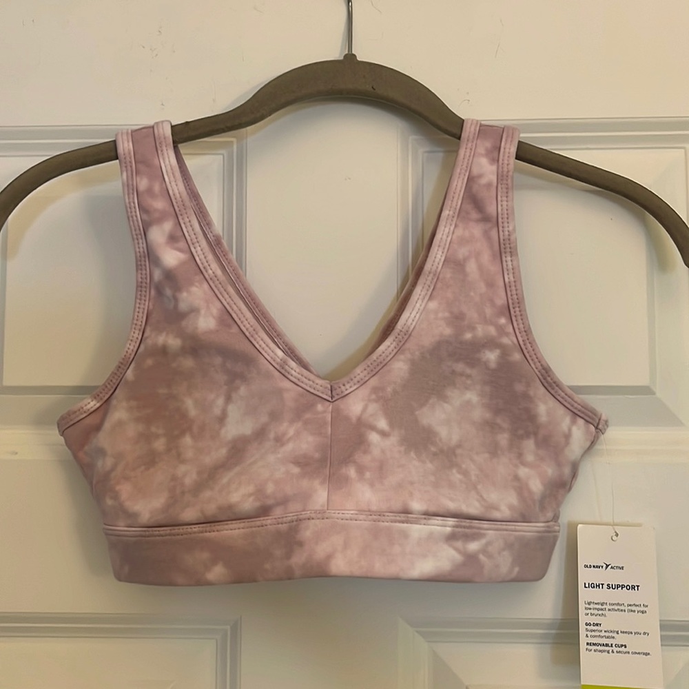 Old Navy Women’s XS light support purple sports bra